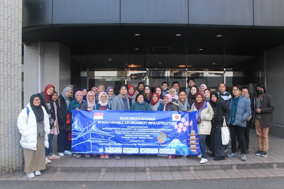 Research Exchange Mahasiswa Pengelolaan Air Bersih dan Sanitasi (PIAS) di Jepang